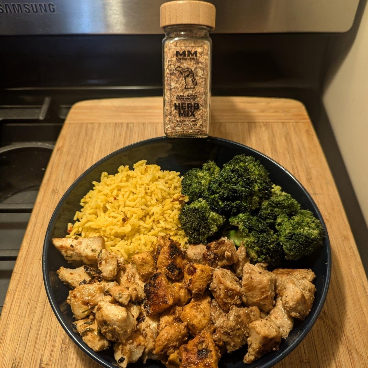 Marinated Chicken (3 Ways) - Spanish Rice - Fresh Broccoli 🥦