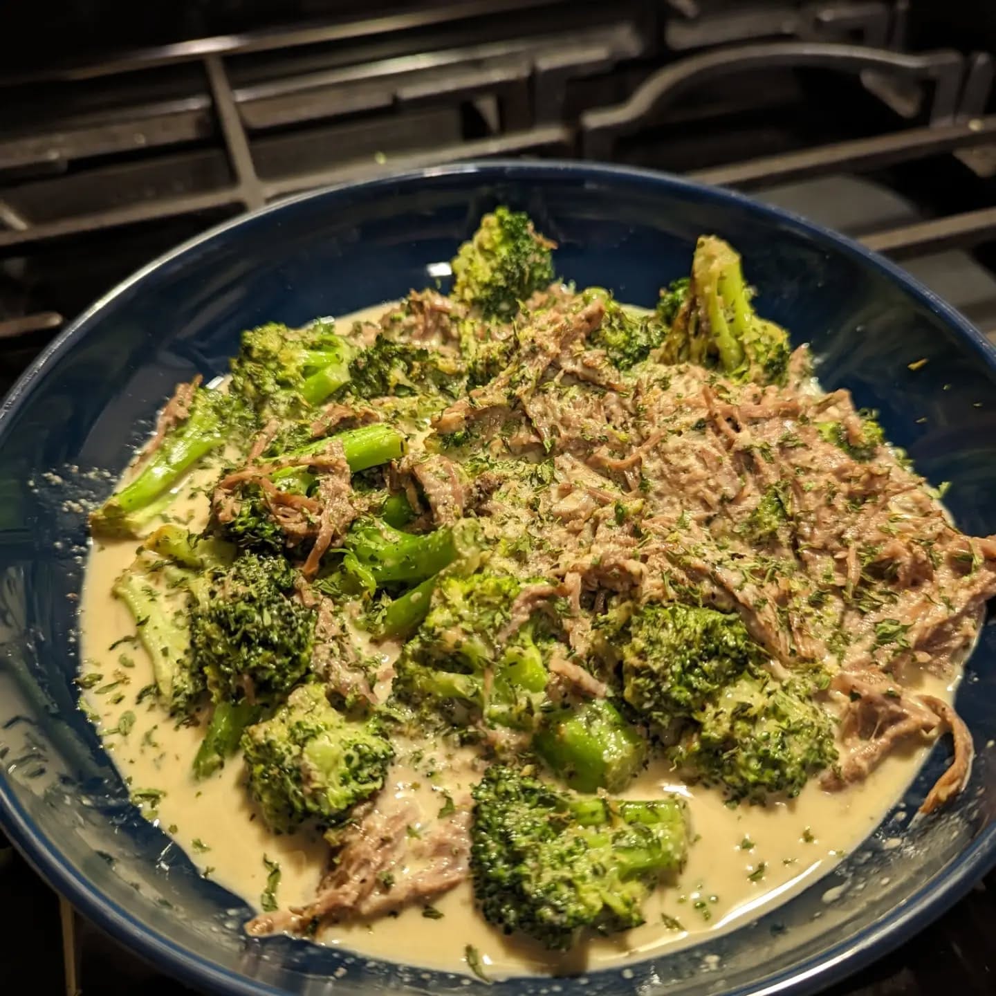 Shredded Beef & Broccoli Bowl 🥦